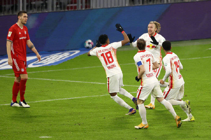  德甲榜首大战拜仁战平莱比锡  